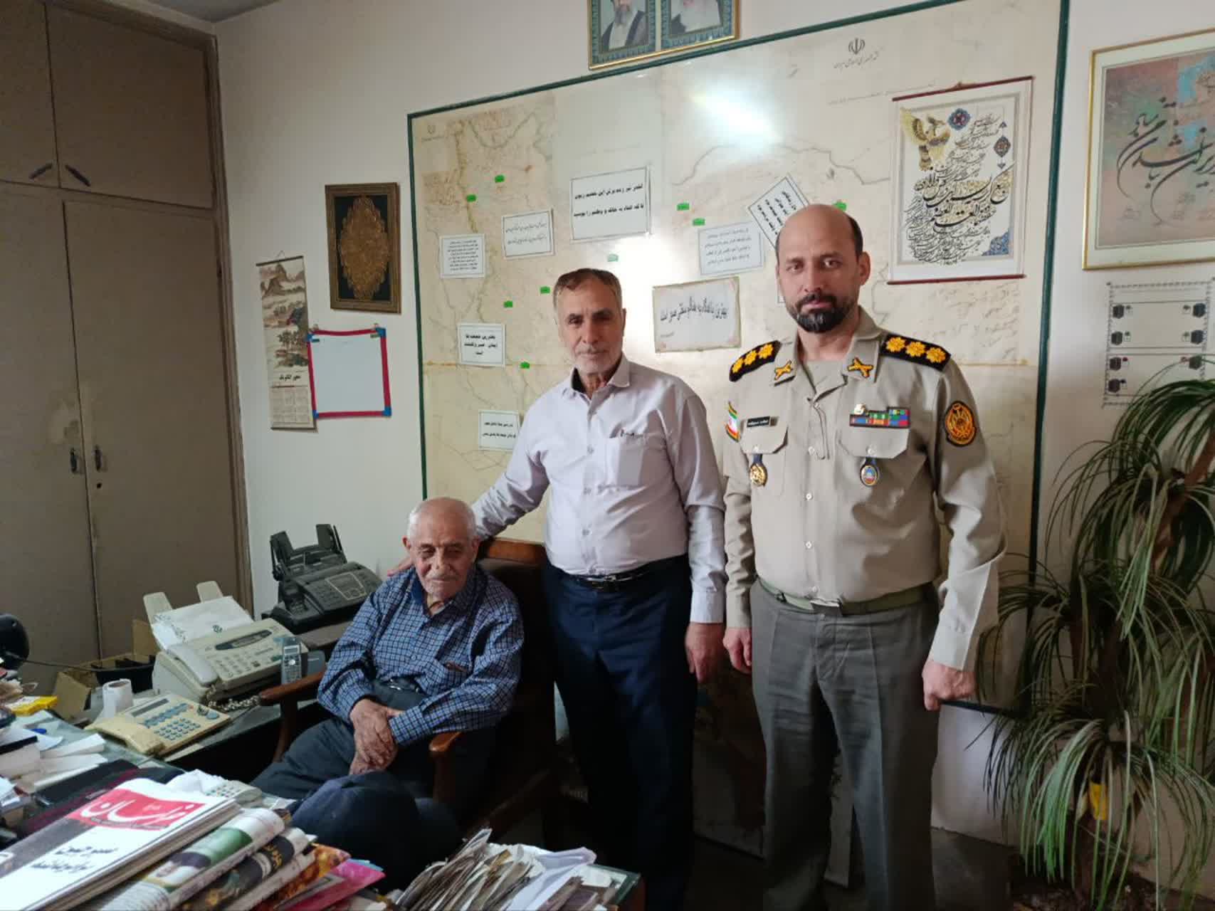 دیدار رئیس گروه معارف جنگ شهید سپهبد علی صیاد شیرازی..