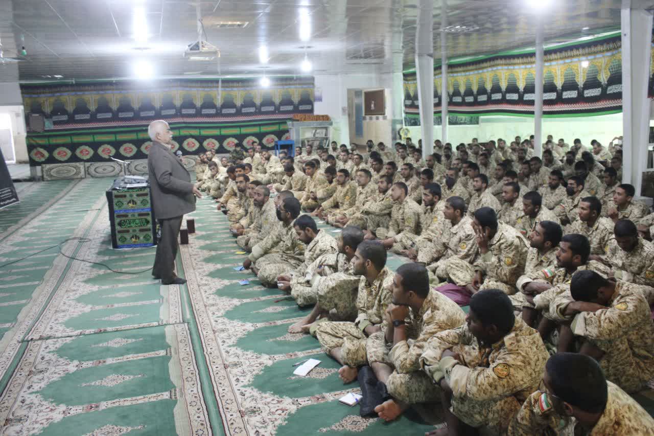 اجرای آموزش معارف جنگ در مرکز آموزش۰۸