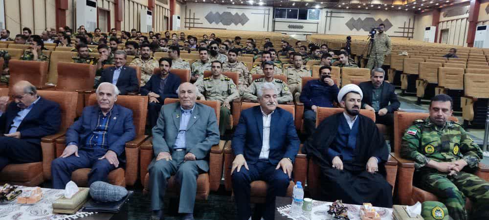 افتتاحیه آموزش معارف جنگ برای دوره عالی رسته توپخانه در استان اصفهان