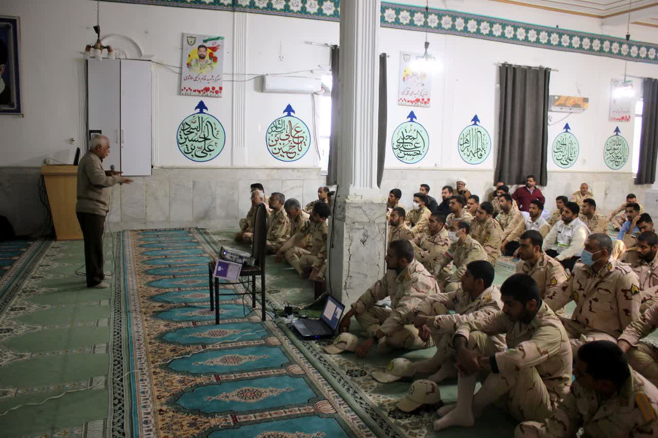 سخنرانی و روایتگری به مناسب هفته بسیج