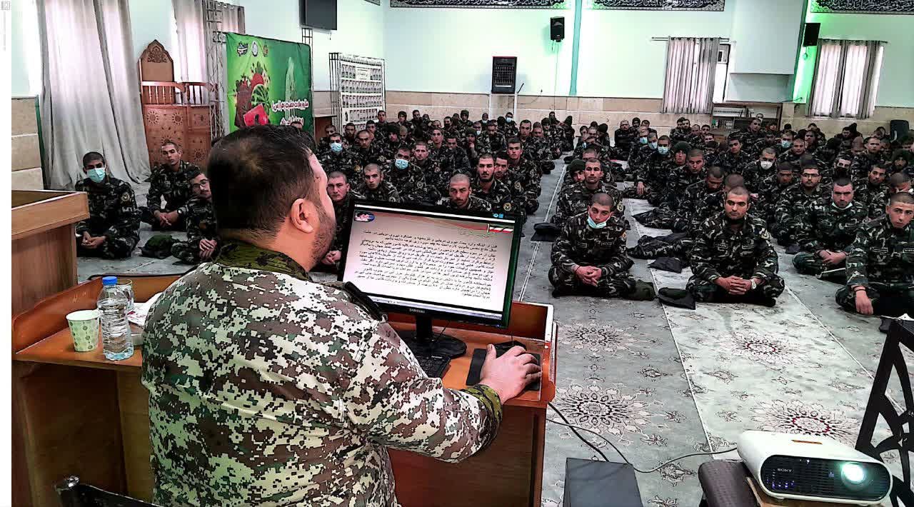 اجرای دوره آموزش معارف جنگ در مرکز آموزش پدافند هوایی سمنان